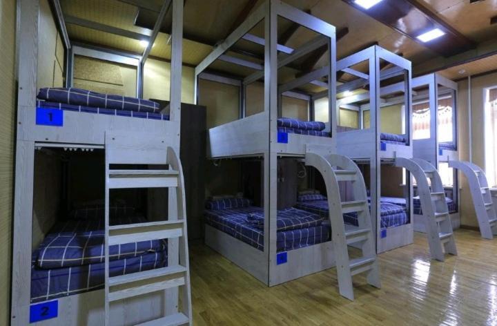 Yellow Hostel 두샨베 외부 사진