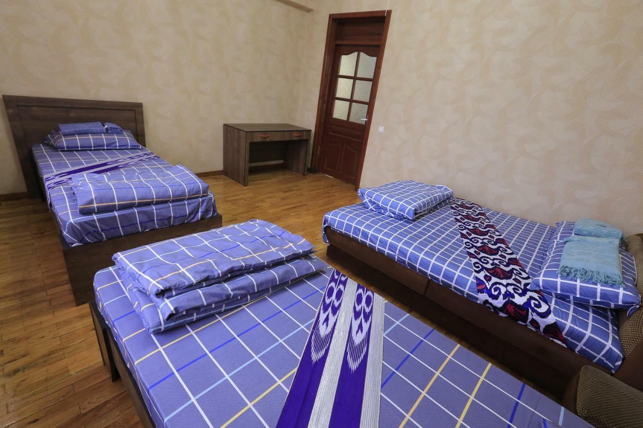Yellow Hostel 두샨베 외부 사진