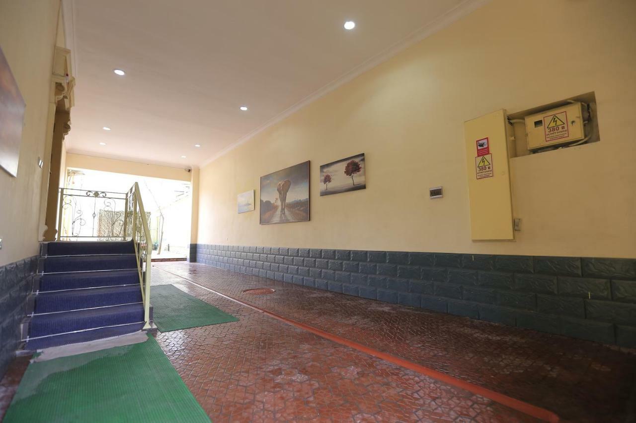 Yellow Hostel 두샨베 외부 사진