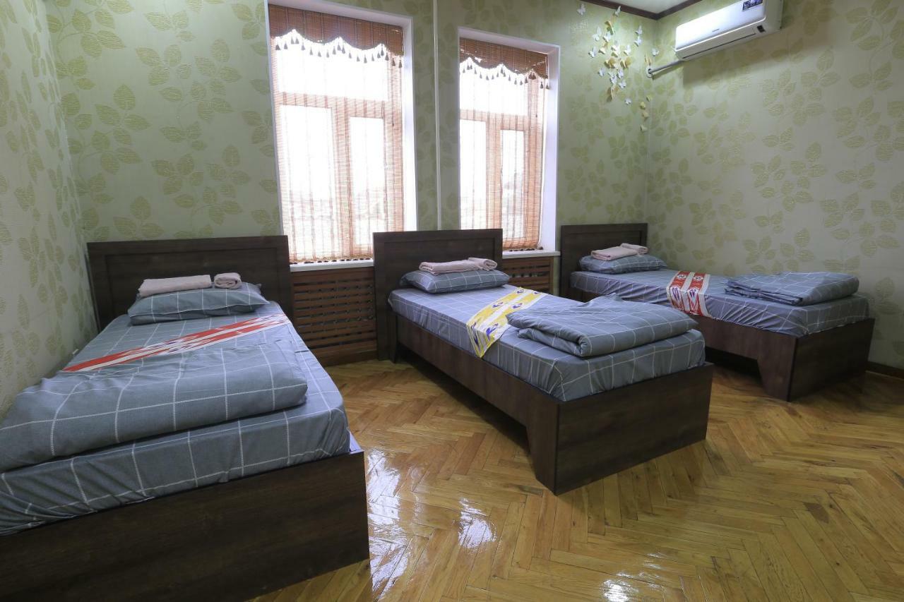 Yellow Hostel 두샨베 외부 사진