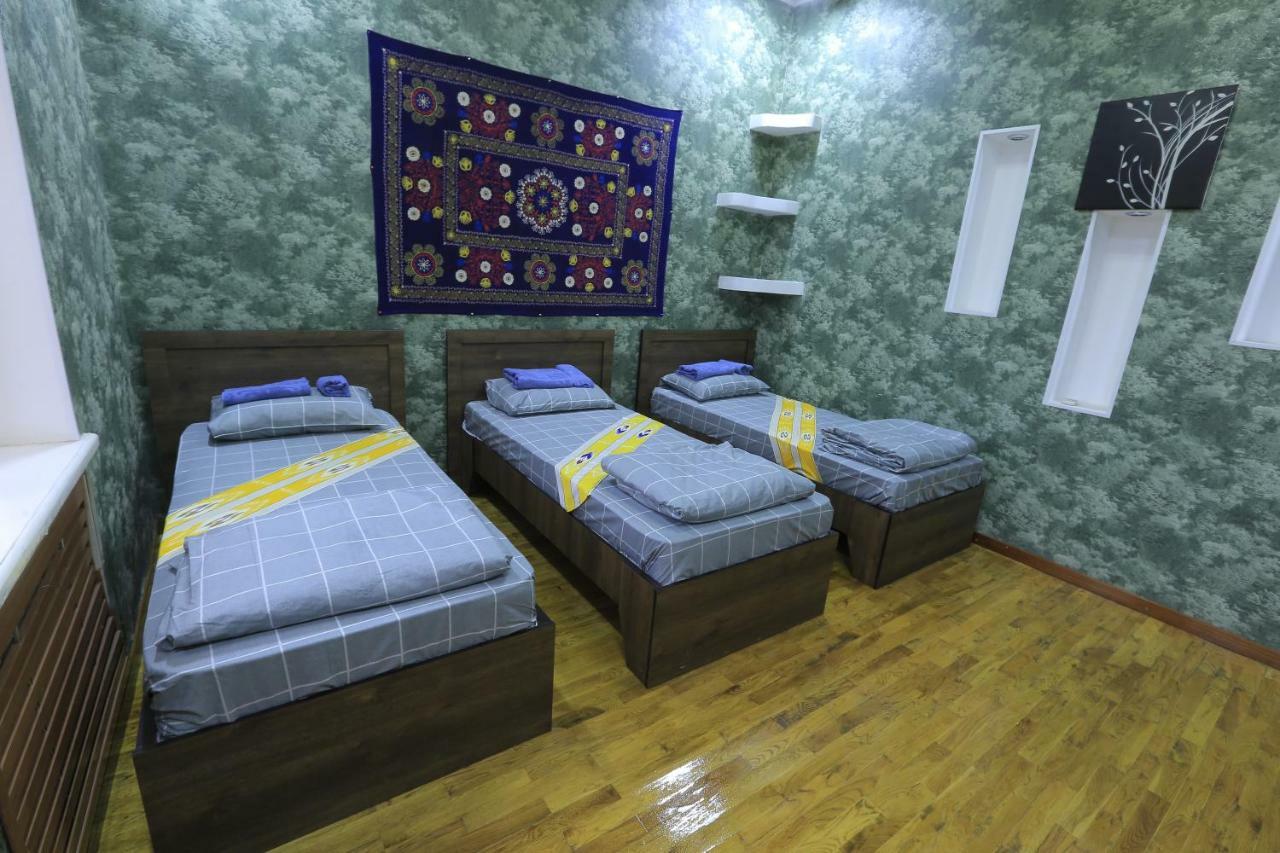 Yellow Hostel 두샨베 외부 사진