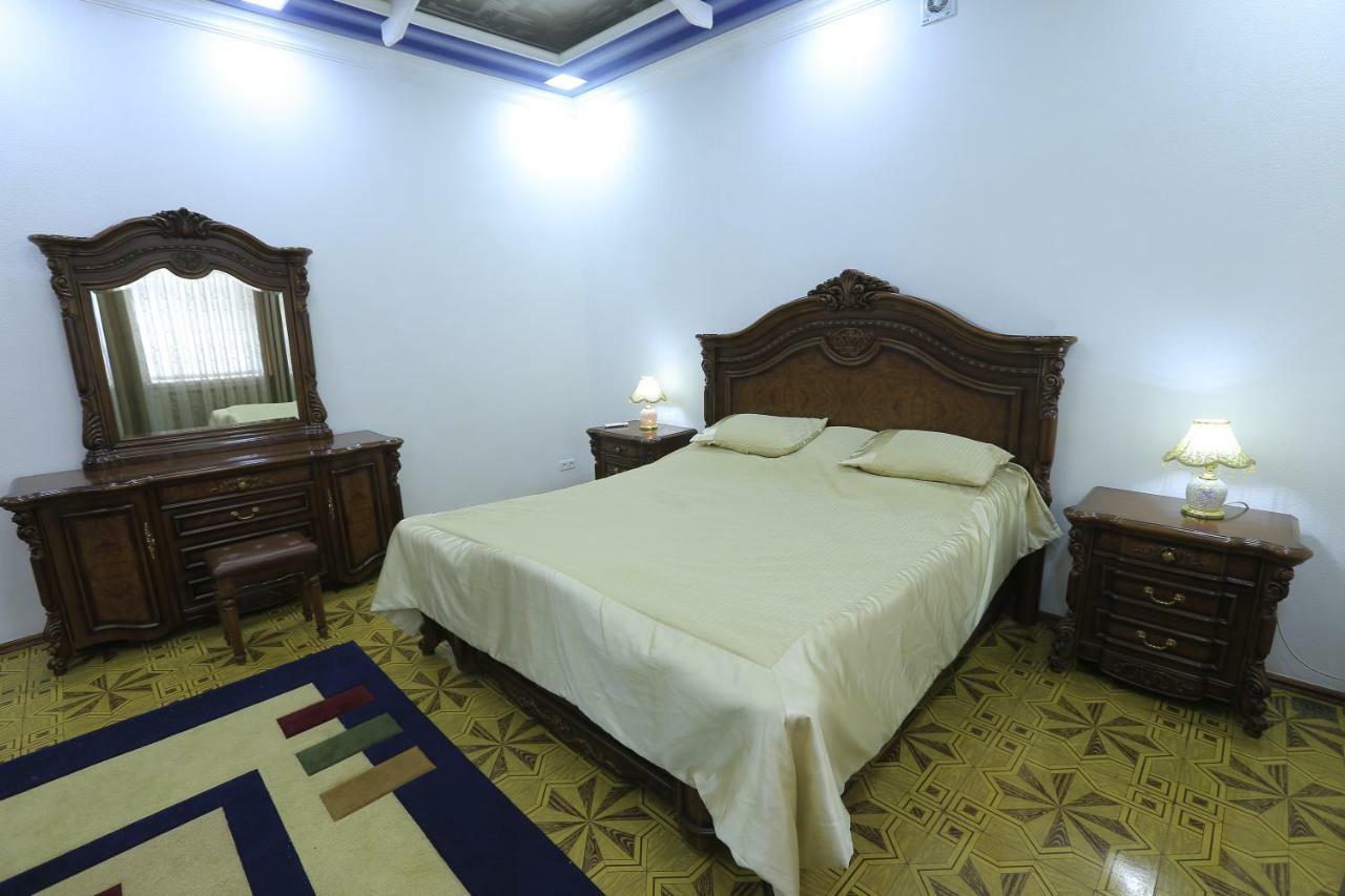 Yellow Hostel 두샨베 외부 사진