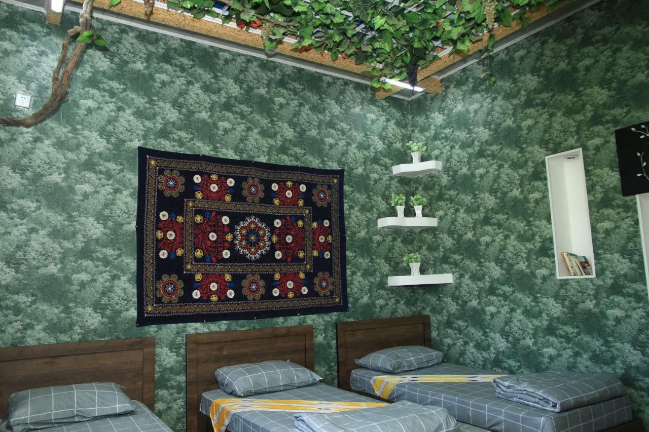 Yellow Hostel 두샨베 외부 사진